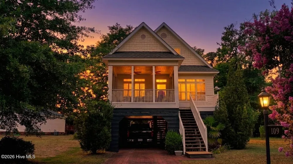 97 Woodbury Road Elizabethtown, NC 28337