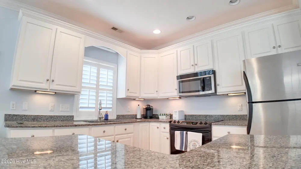 97 Woodbury Road Elizabethtown, NC 28337