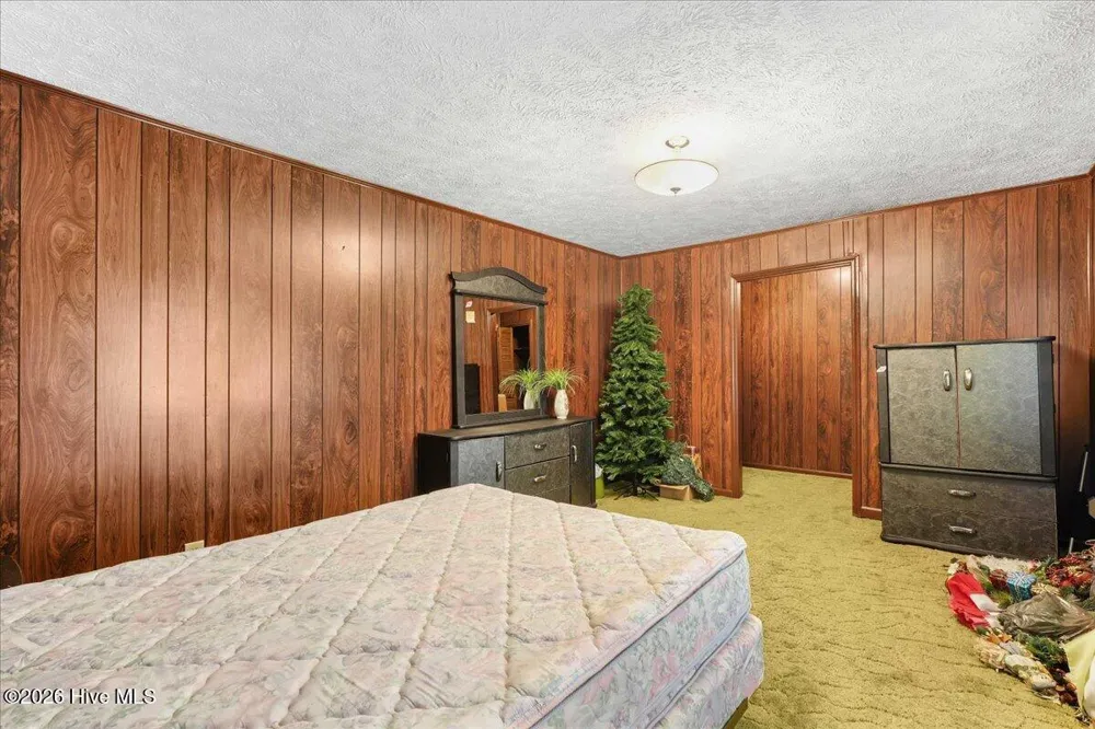 396 Ronnie Road Autryville, NC 28318
