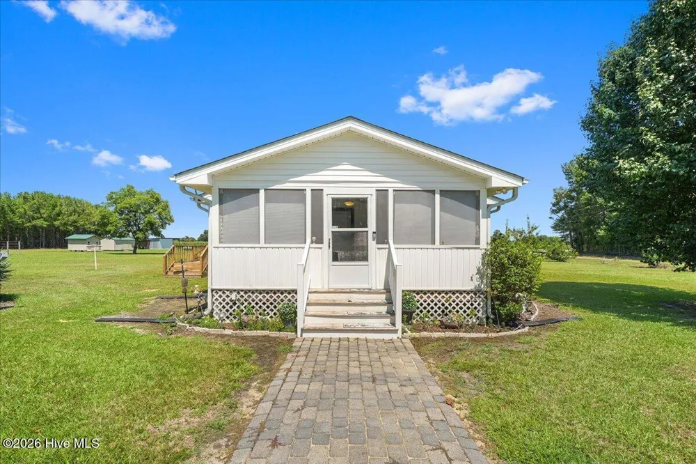396 Ronnie Road Autryville, NC 28318