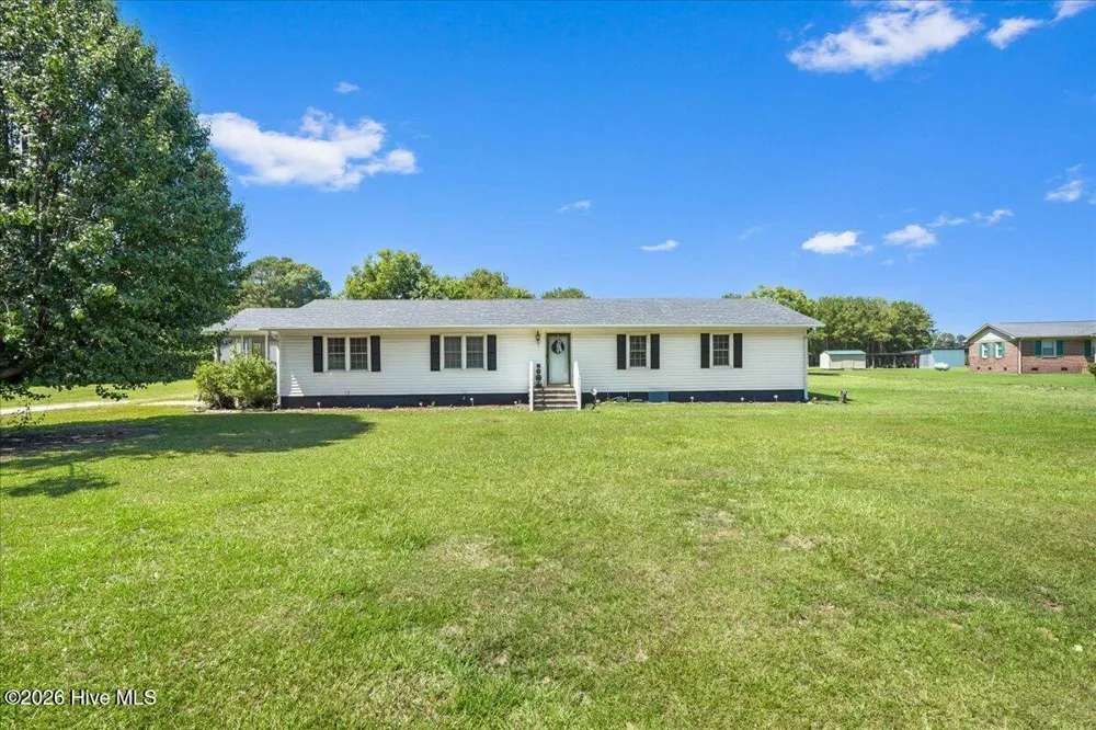 396 Ronnie Road Autryville, NC 28318