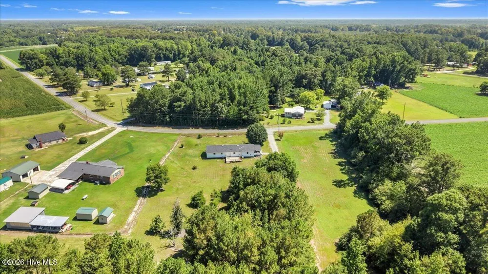 396 Ronnie Road Autryville, NC 28318