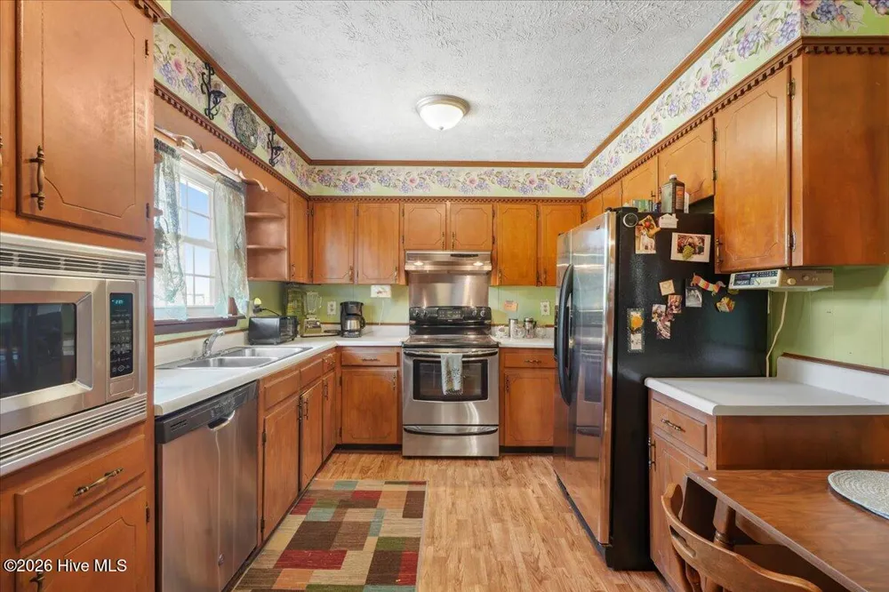 396 Ronnie Road Autryville, NC 28318