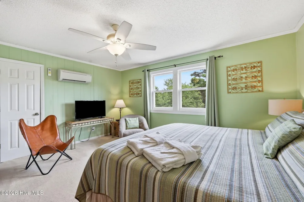 136 Sea Dunes Drive Emerald Isle, NC 28594