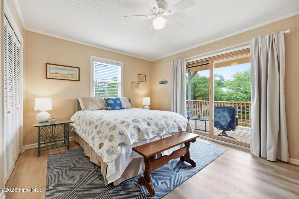 136 Sea Dunes Drive Emerald Isle, NC 28594