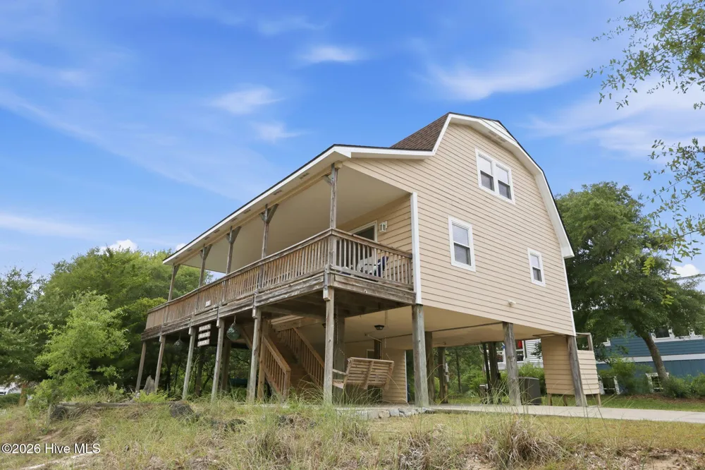 136 Sea Dunes Drive Emerald Isle, NC 28594