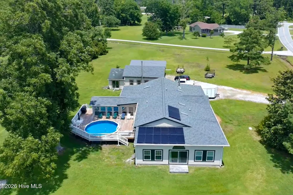 1127 Straits Road Smyrna, NC 28579