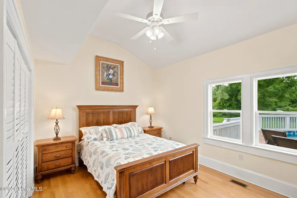 1127 Straits Road Smyrna, NC 28579