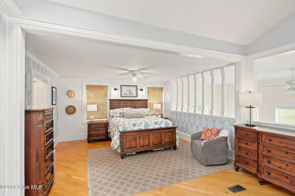 1127 Straits Road Smyrna, NC 28579
