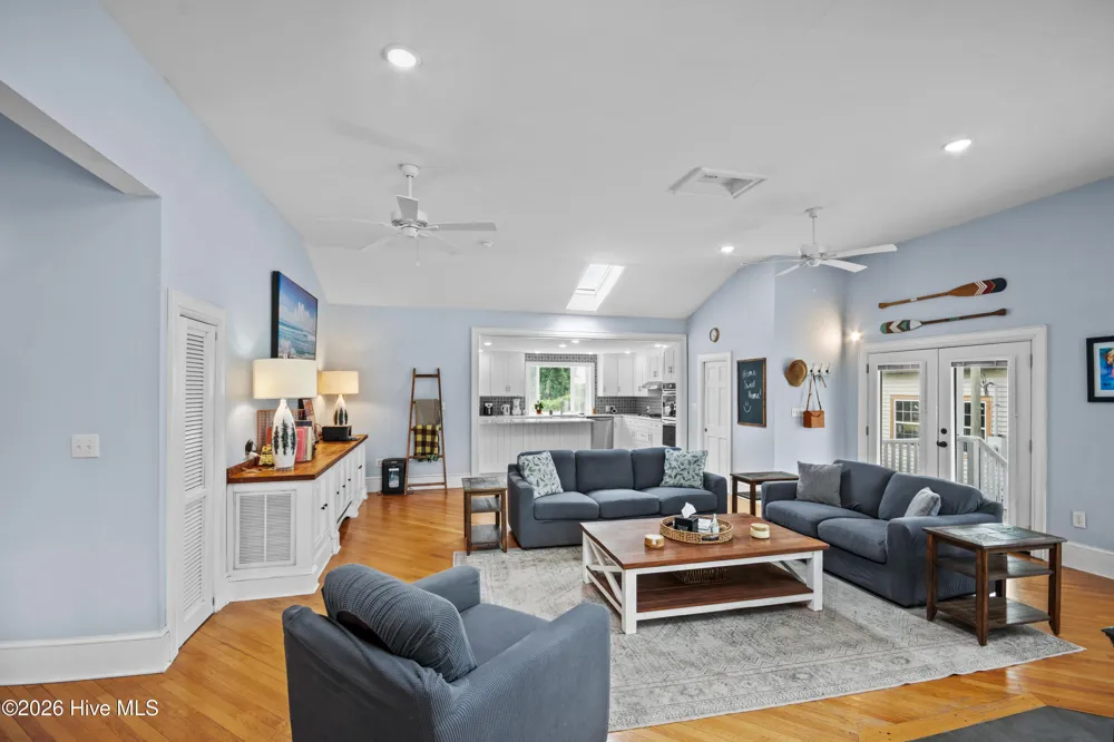 1127 Straits Road Smyrna, NC 28579