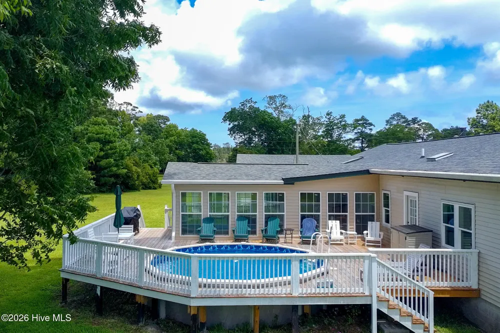 1127 Straits Road Smyrna, NC 28579