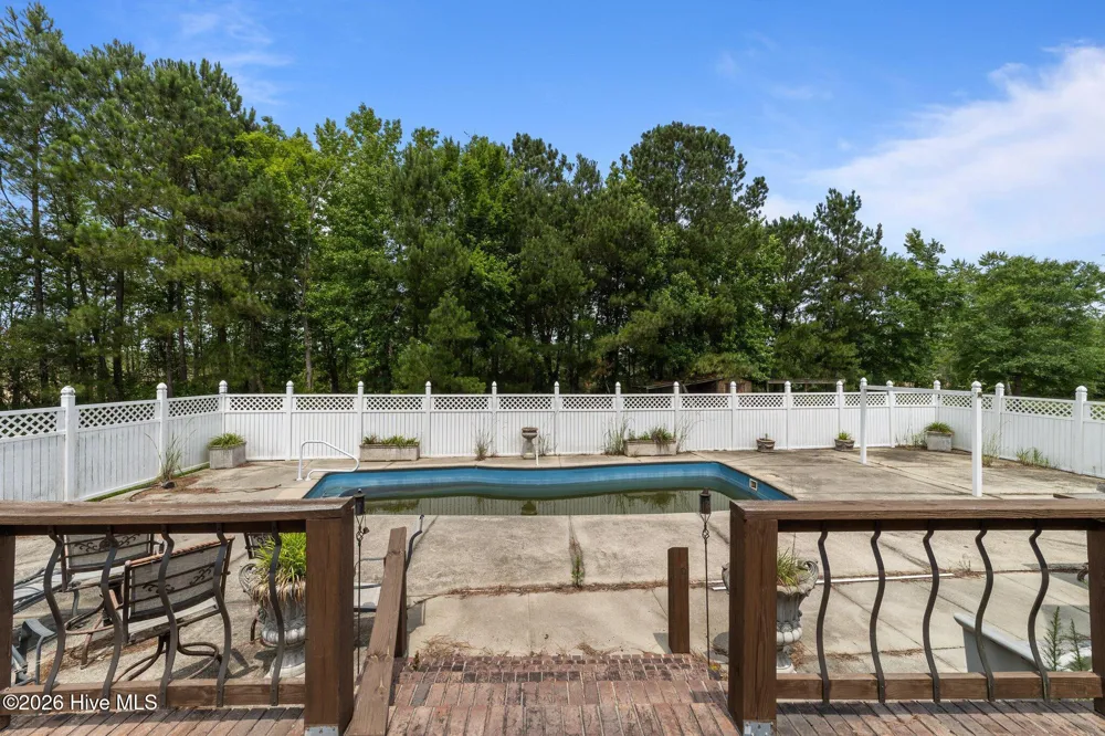 20470 Seven Creeks Highway Tabor City, NC 28463