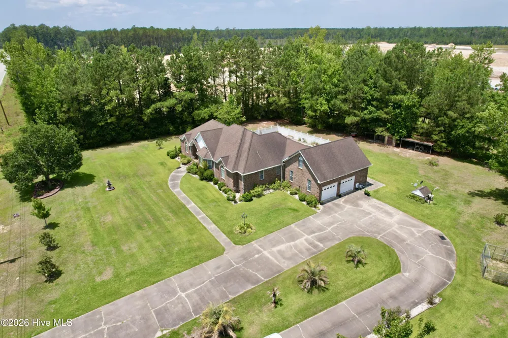20470 Seven Creeks Highway Tabor City, NC 28463