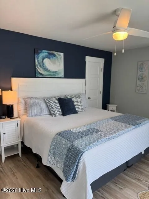102 W Dobbs Street Atlantic Beach, NC 28512