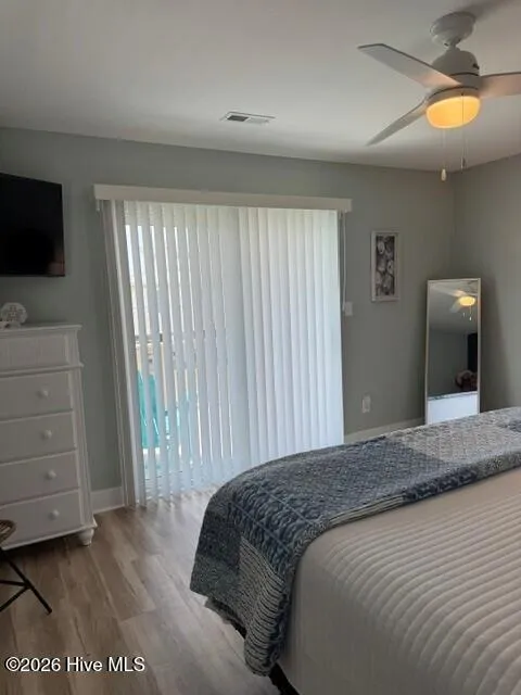 102 W Dobbs Street Atlantic Beach, NC 28512