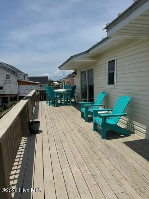 102 W Dobbs Street Atlantic Beach, NC 28512