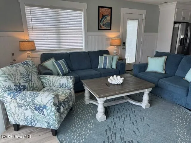 102 W Dobbs Street Atlantic Beach, NC 28512