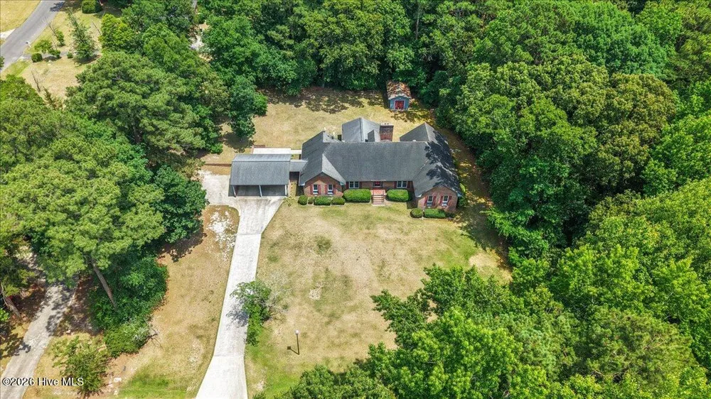 1013 Arrowhead Drive Snow Hill, NC 28580