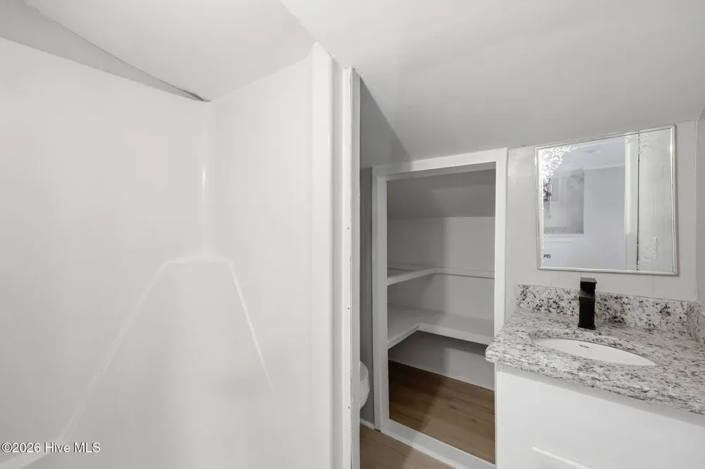 581 Post Road Bath, NC 27808