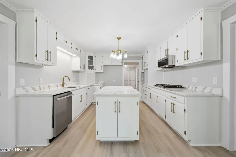 581 Post Road Bath, NC 27808