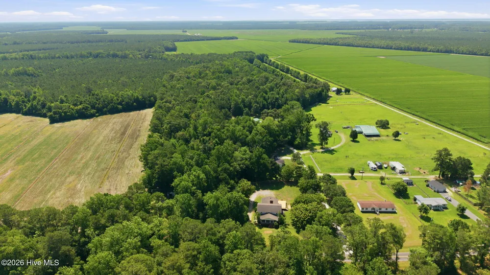581 Post Road Bath, NC 27808