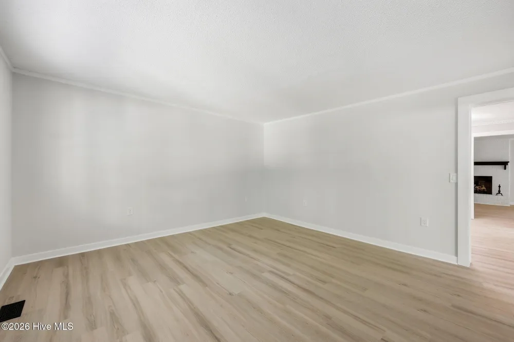 581 Post Road Bath, NC 27808