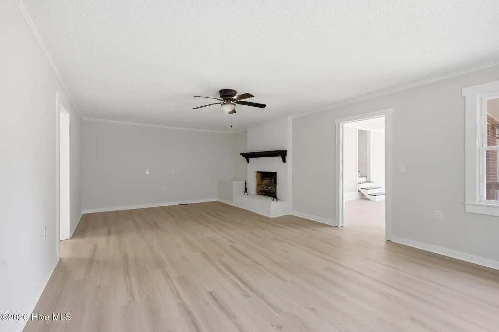581 Post Road Bath, NC 27808