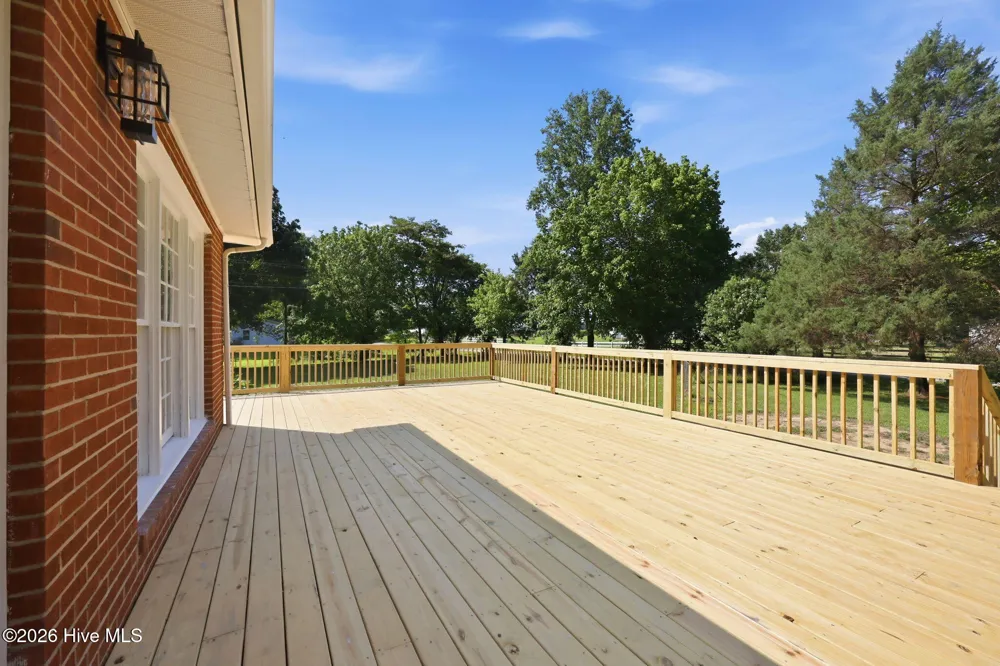 581 Post Road Bath, NC 27808