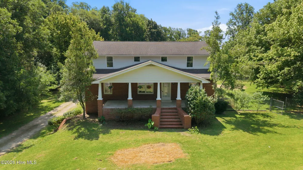 581 Post Road Bath, NC 27808