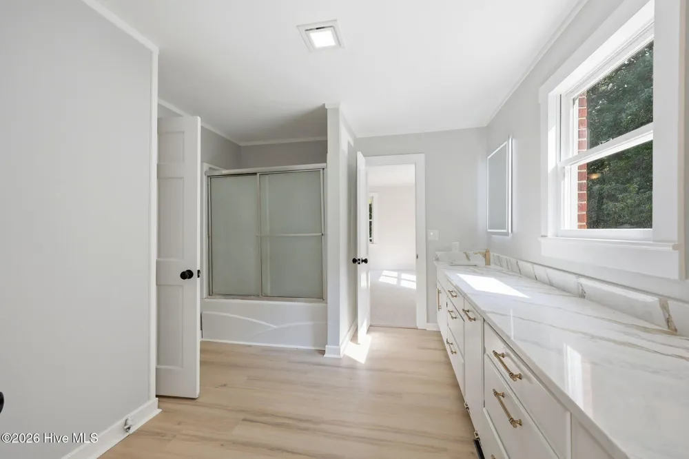 581 Post Road Bath, NC 27808