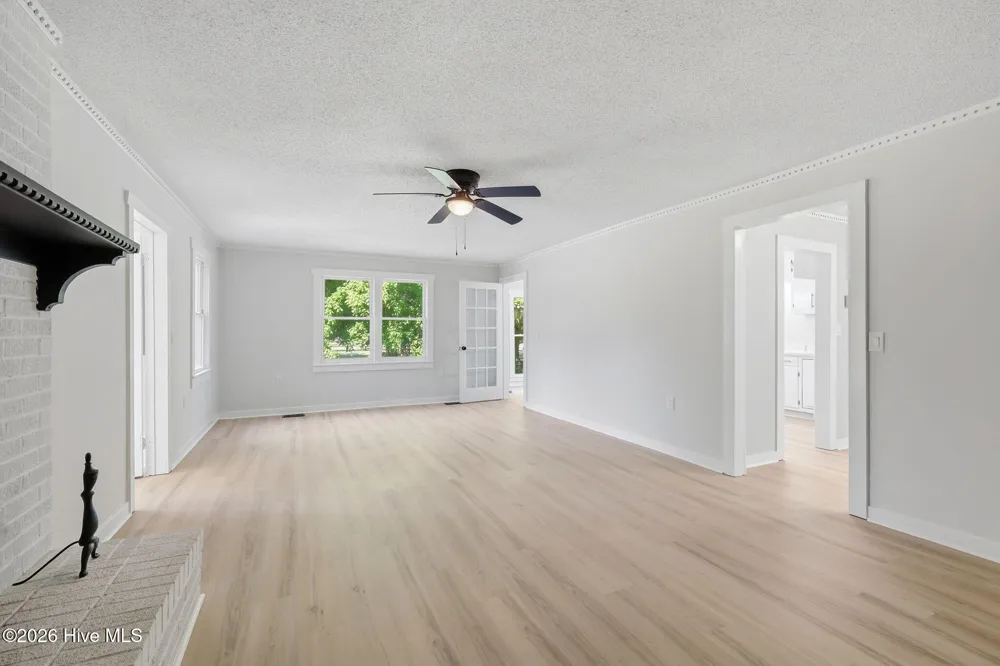 581 Post Road Bath, NC 27808
