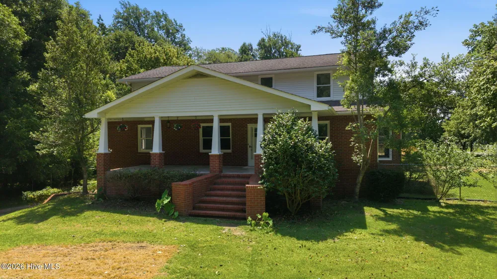 581 Post Road Bath, NC 27808