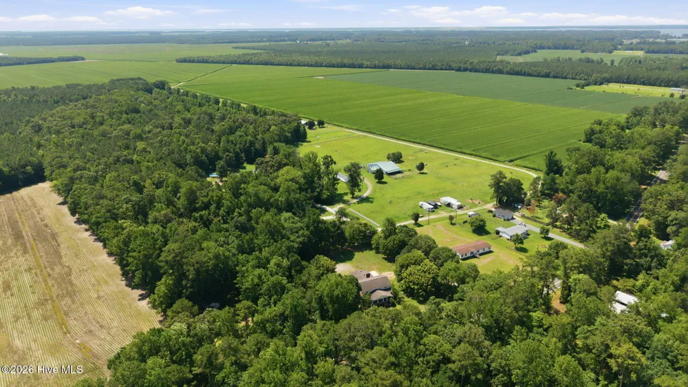 581 Post Road Bath, NC 27808