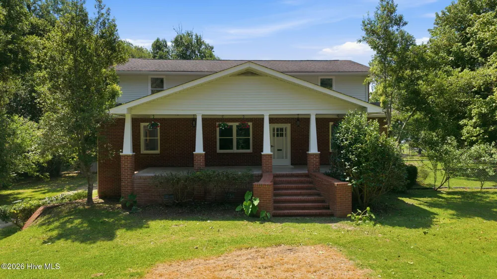 581 Post Road Bath, NC 27808