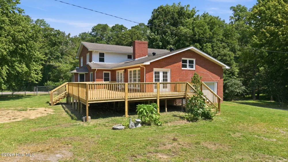 581 Post Road Bath, NC 27808