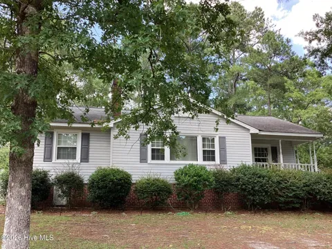 127 Woodland Road