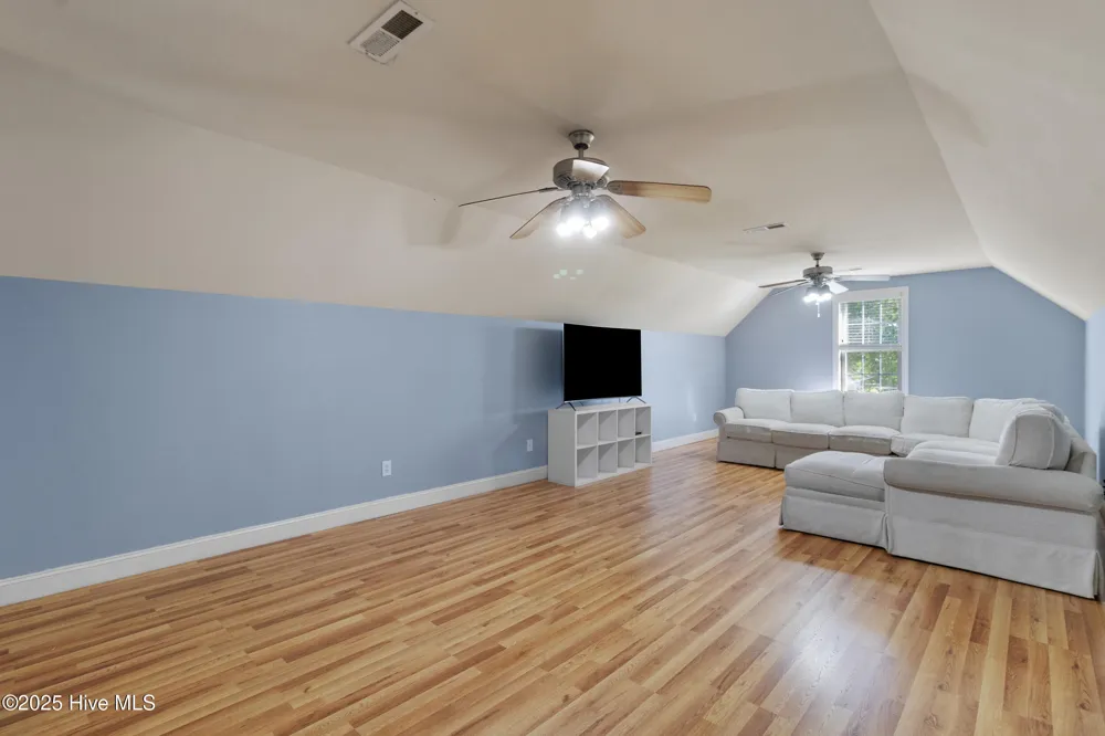 103 Arabian Circle Beulaville, NC 28518
