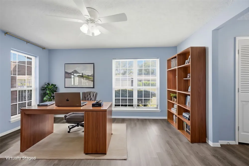 512 Sussex Drive Arlington, TX 76014