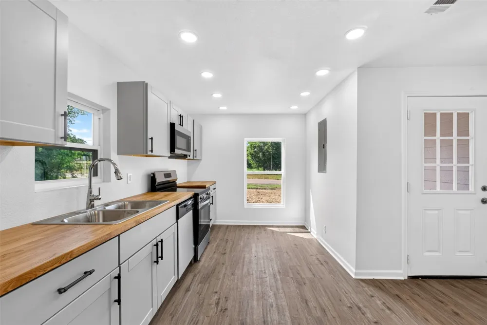 50 Fm 2890 Klondike, TX 75448
