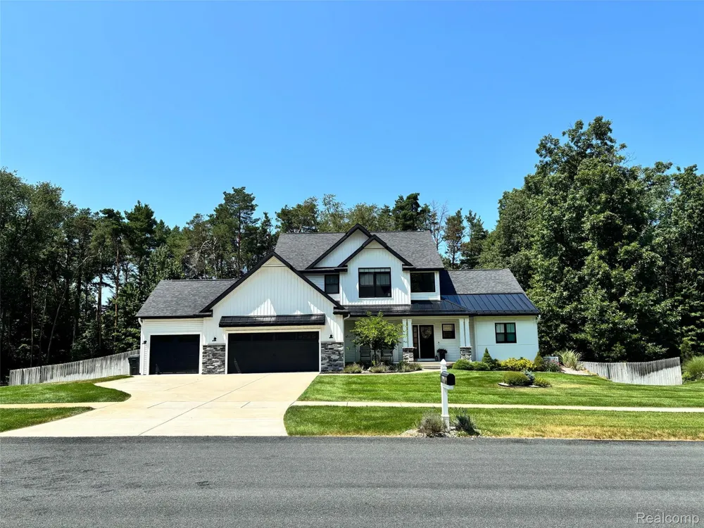 1998 Sienna Street Oshtemo Charter Township, MI 49009