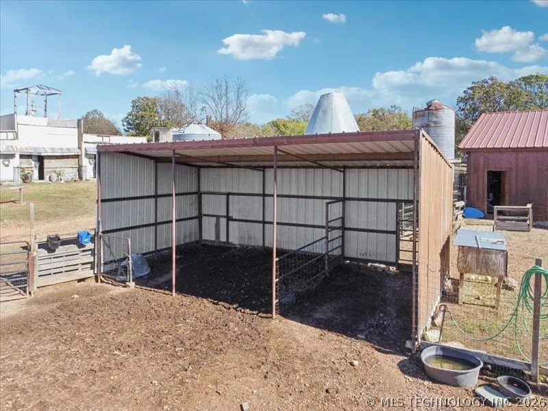 36656 S 510 ROAD Eucha, OK 74342