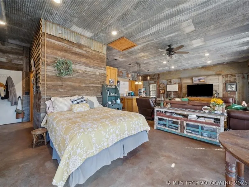 36656 S 510 ROAD Eucha, OK 74342
