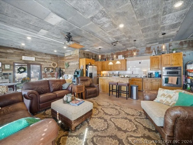 36656 S 510 ROAD Eucha, OK 74342