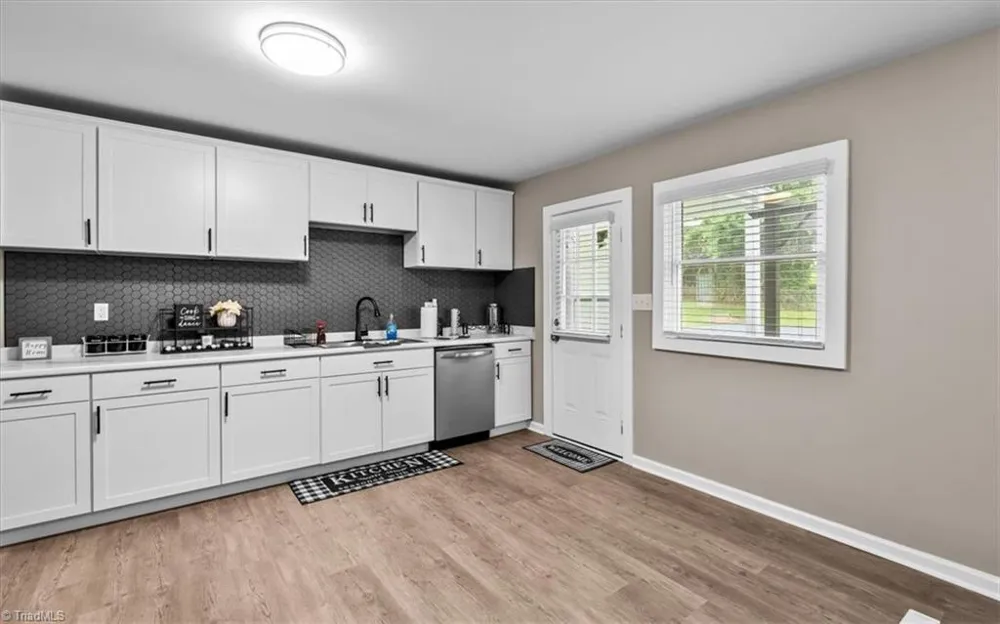 1519 McGuinn Drive High Point, NC 27262