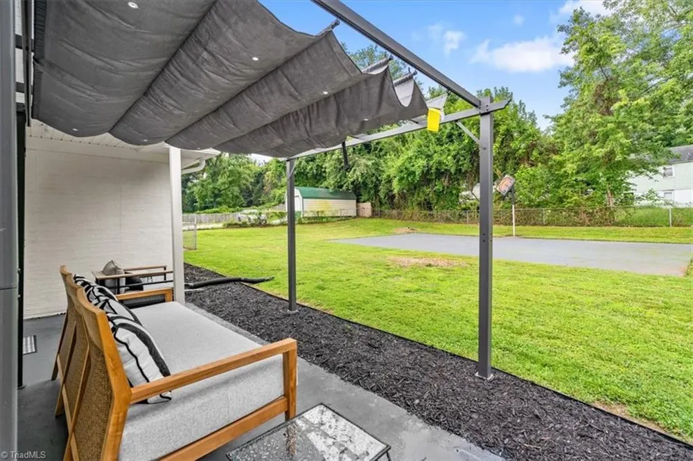 1519 McGuinn Drive High Point, NC 27262