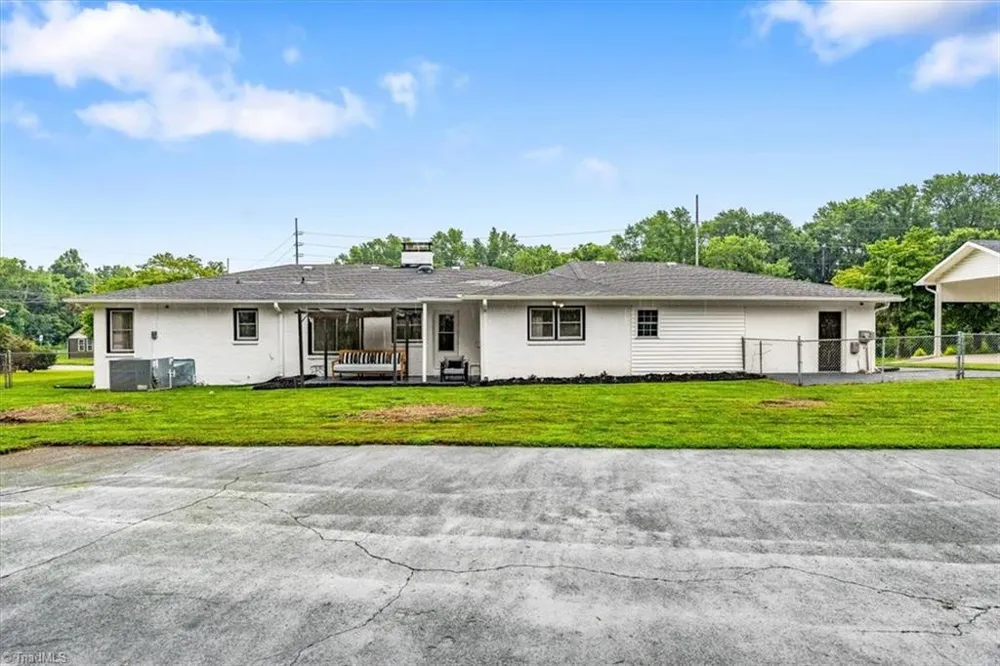 1519 McGuinn Drive High Point, NC 27262