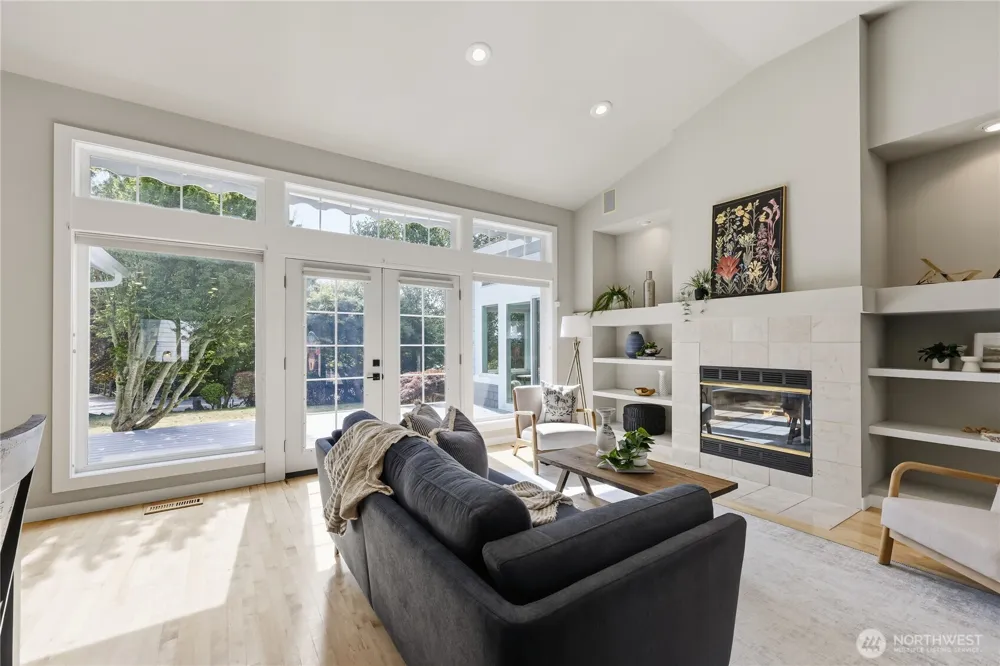 612 Rainier Lane Port Ludlow, WA 98365