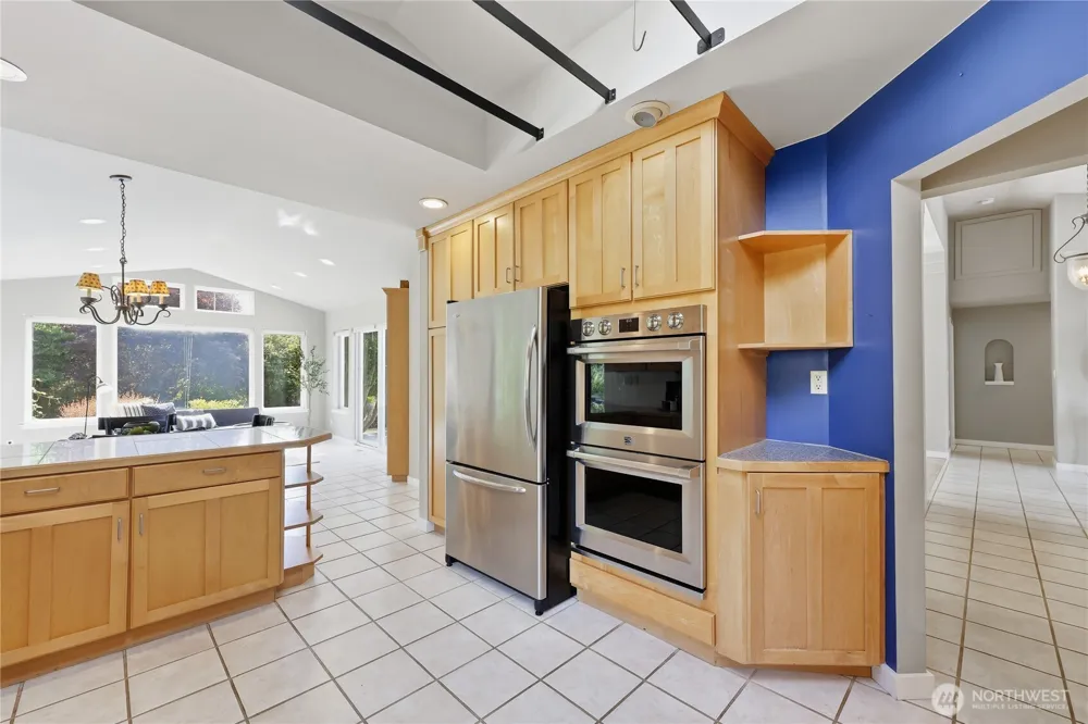 612 Rainier Lane Port Ludlow, WA 98365