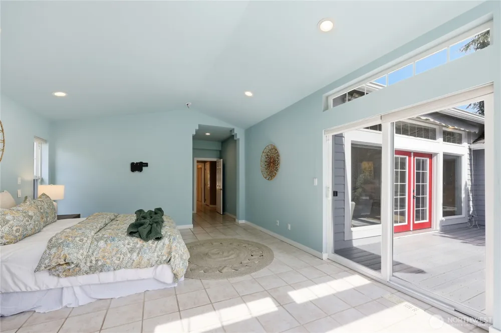 612 Rainier Lane Port Ludlow, WA 98365