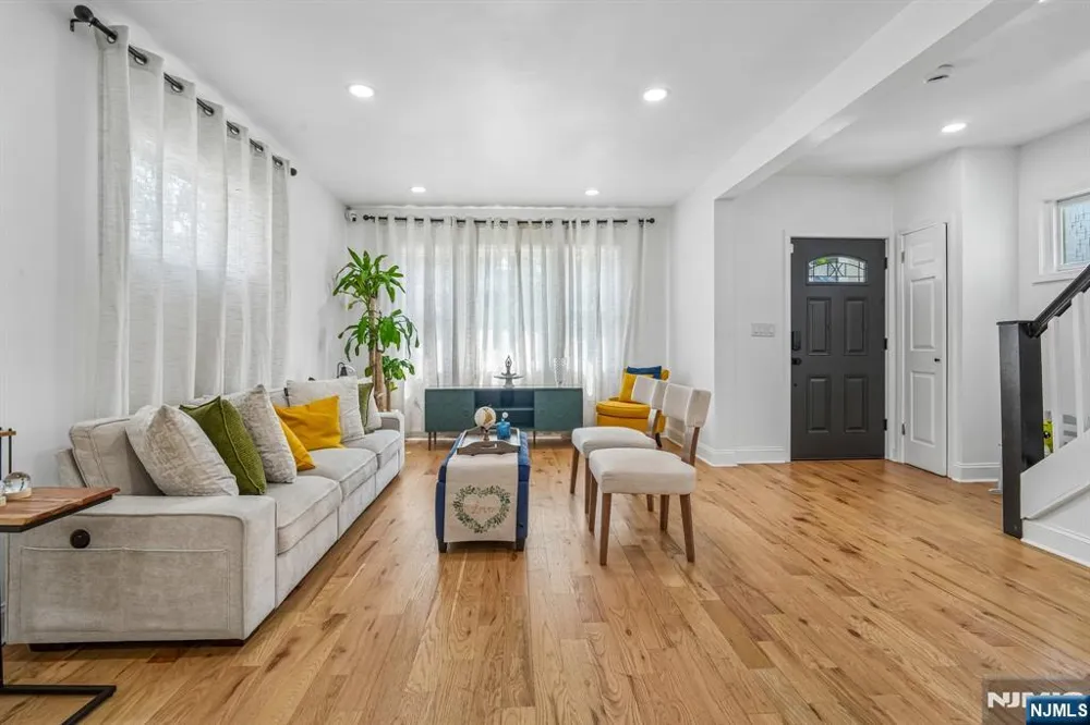 241 Brighton Avenue East Orange, NJ 07017